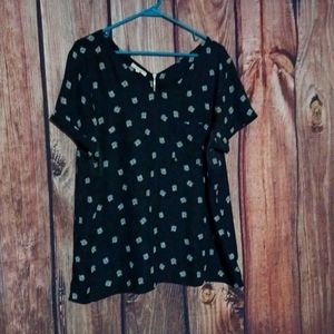 Maurices size xl zip up in the back top
